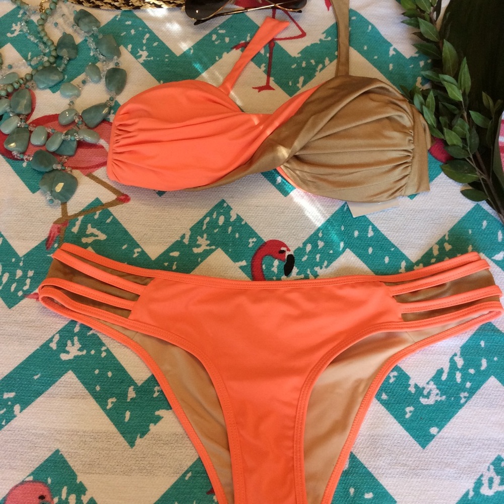 Swimsuit - Picture 2 of 2